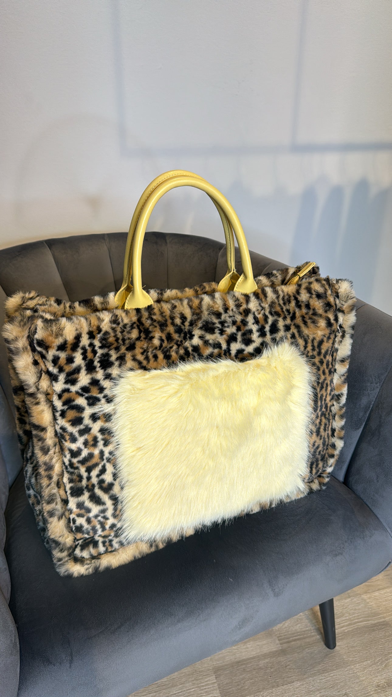 SHOPPER LEOPARD